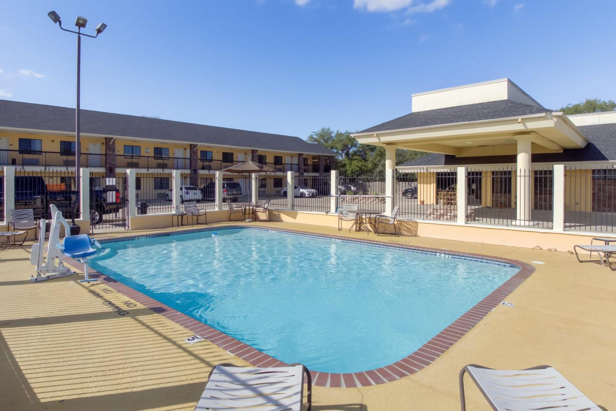 Oyo Hotel Ingleside Tx Luaran gambar
